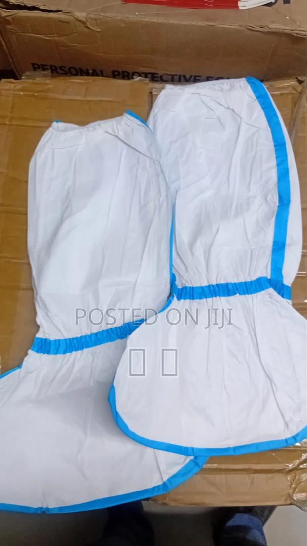 Medical Shoe Covers - thumbnail 3