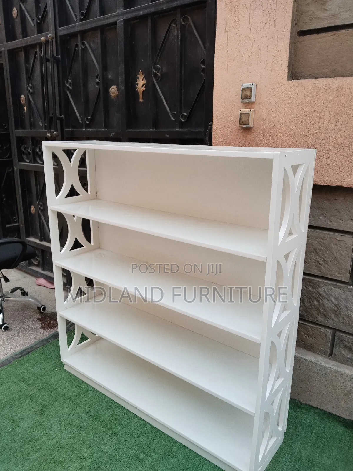 Shelf Cabinet in Kenya(120*30*130cm)