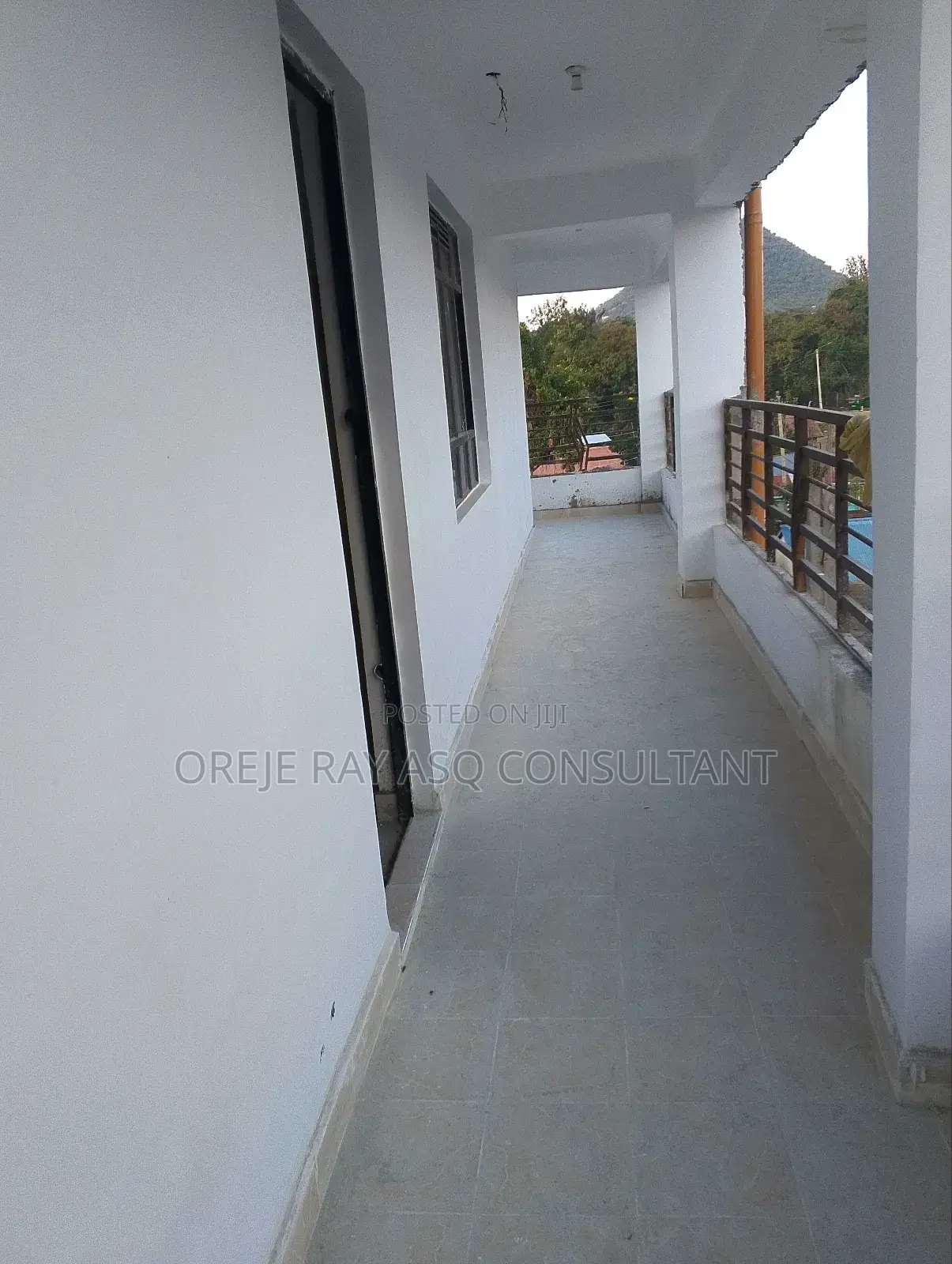 Construction Contractor