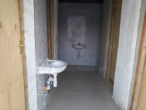 Construction Contractor