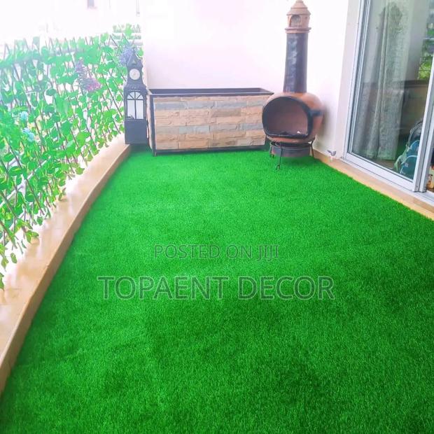 Non Tear Balcony Zero Maintenance Artificial Grass Carpet - main view