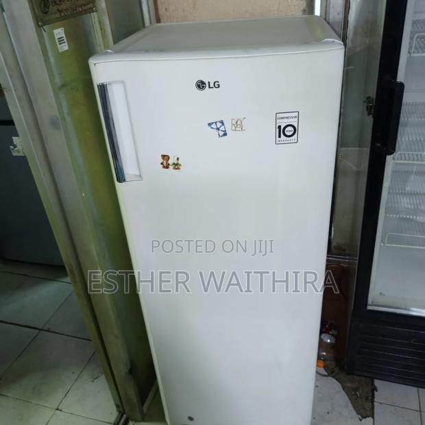 White Lg Single Door