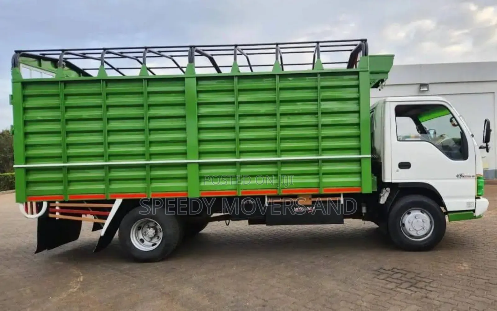 Open Body Trucks for Logistic Accessible