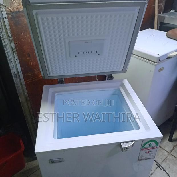Free Standing Mini Chest Freezer on Sale