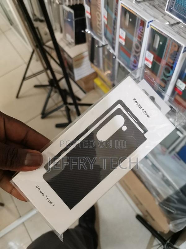 Galaxy Z Fold7 Carbon Shield Case - thumbnail 3