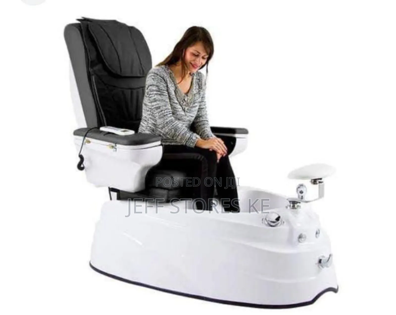 Big White Black Spa Chair