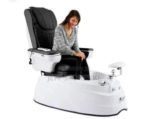 Big White Black Spa Chair