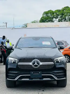Mercedes-Benz GLE-Class GLE 400d 4MATIC 2021 Black