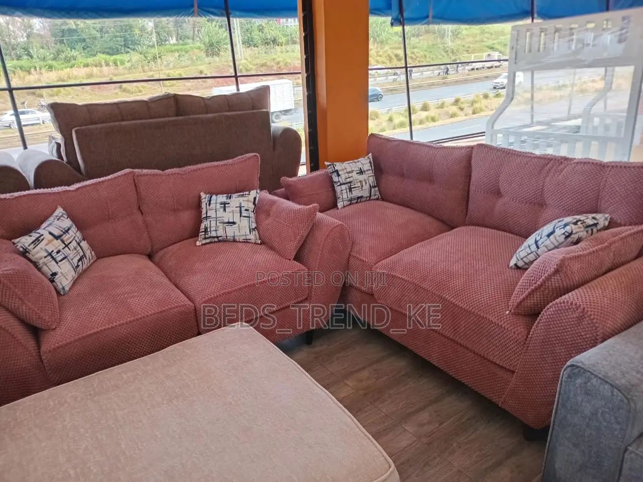 Coloured 5 Seater Butterfly Sofa Set