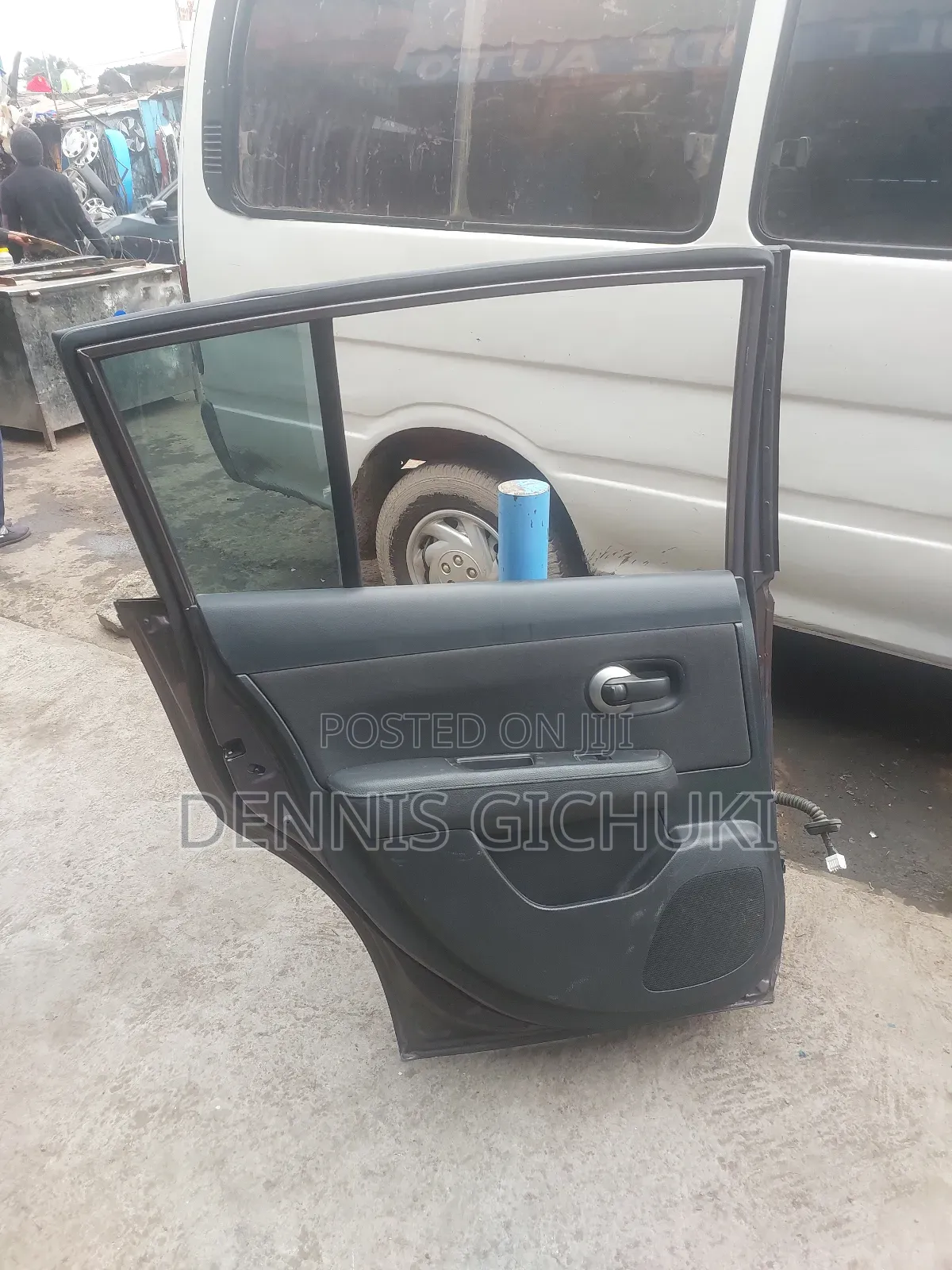 Rear Door Nissan Tiida Lh