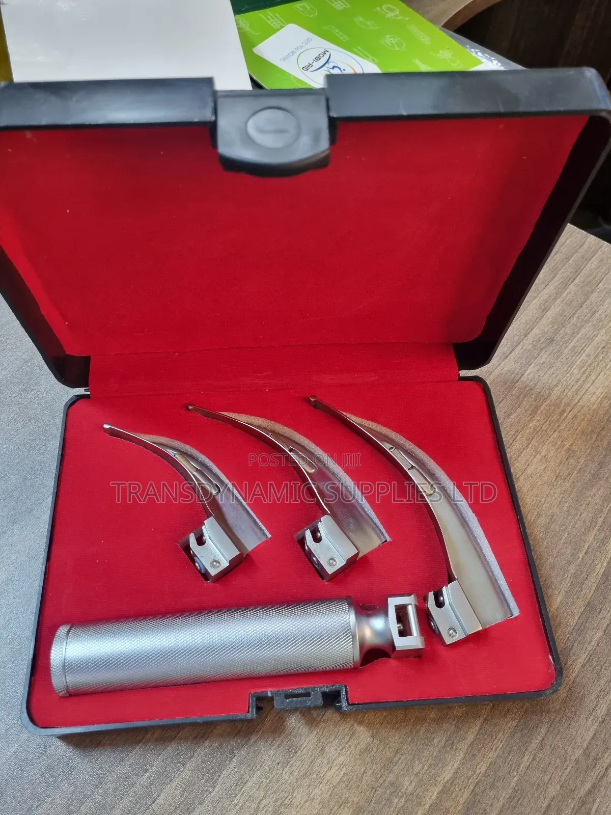 Laryngoscope 3 Blade Set in Carry Bag