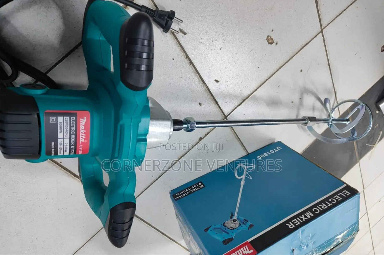 Makita 2600w Paint Mixer / Makita Mixer