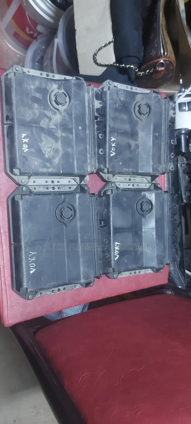 Engine Control Unit Computer Voxy