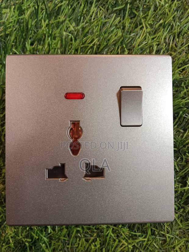 Single Socket.