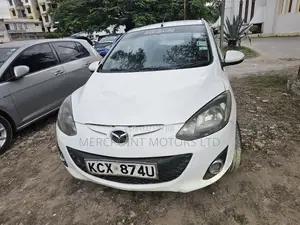 Mazda Demio 2012 Pearl