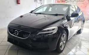 Volvo V40 2019 Black