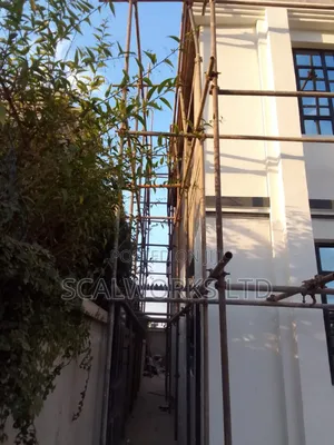 Hire Versatile Tube Clamp Scaffolding for All Projects