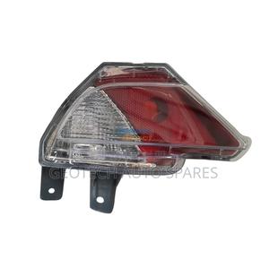 Toyota Rav4 Rear Bumper Reflectors - thumbnail 2