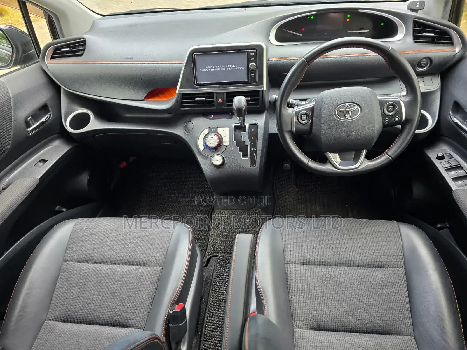 Toyota Sienta 1.5 FWD 2018 Purple