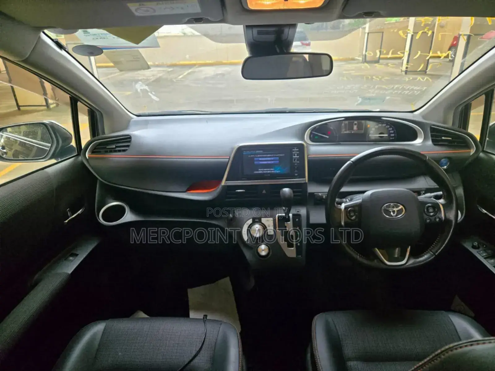 Toyota Sienta 1.5 Hybrid FWD 2018 Black