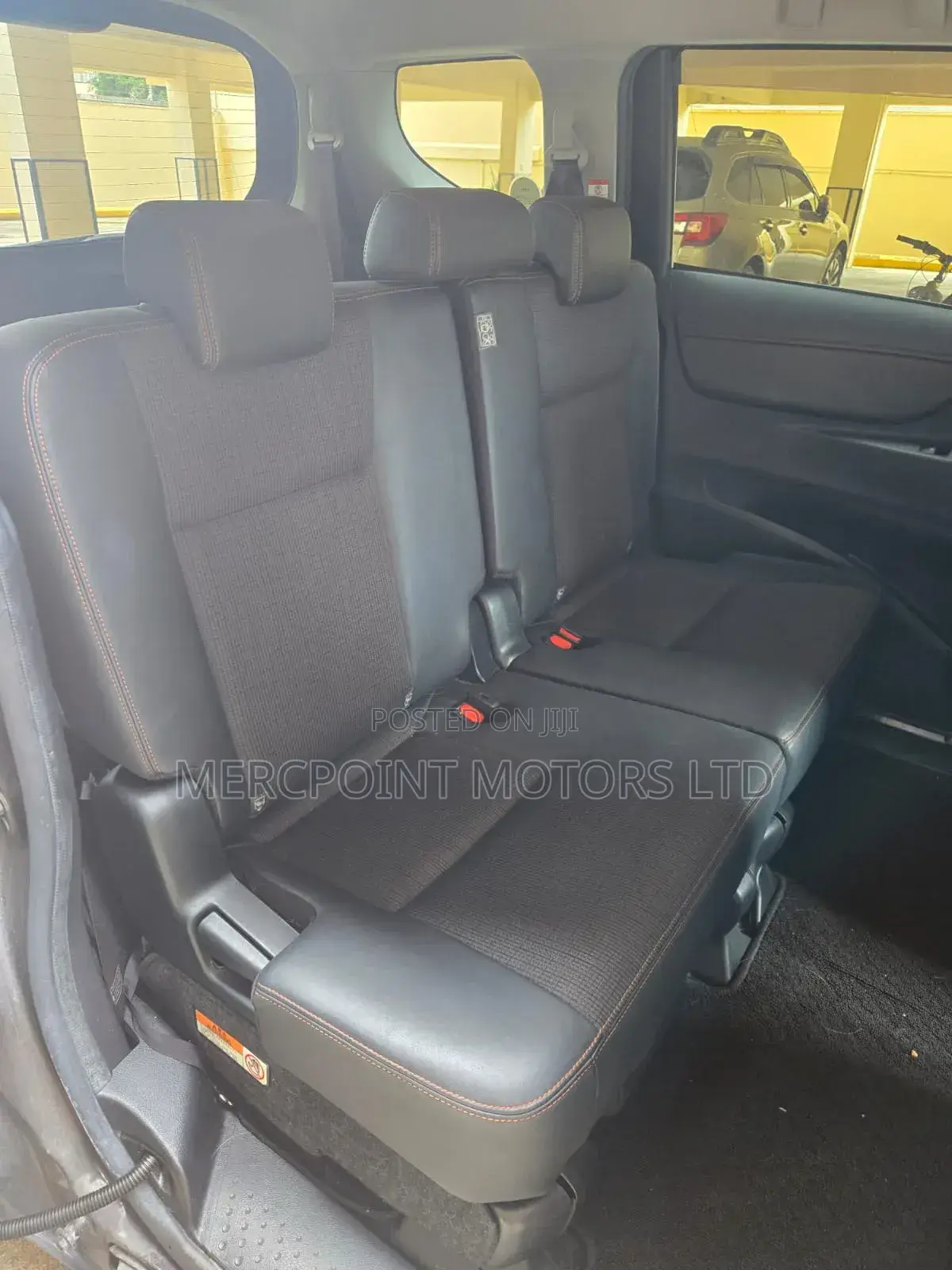 Toyota Sienta 1.5 Hybrid FWD 2018 Black