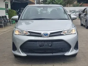 Toyota Axio 2018 Silver