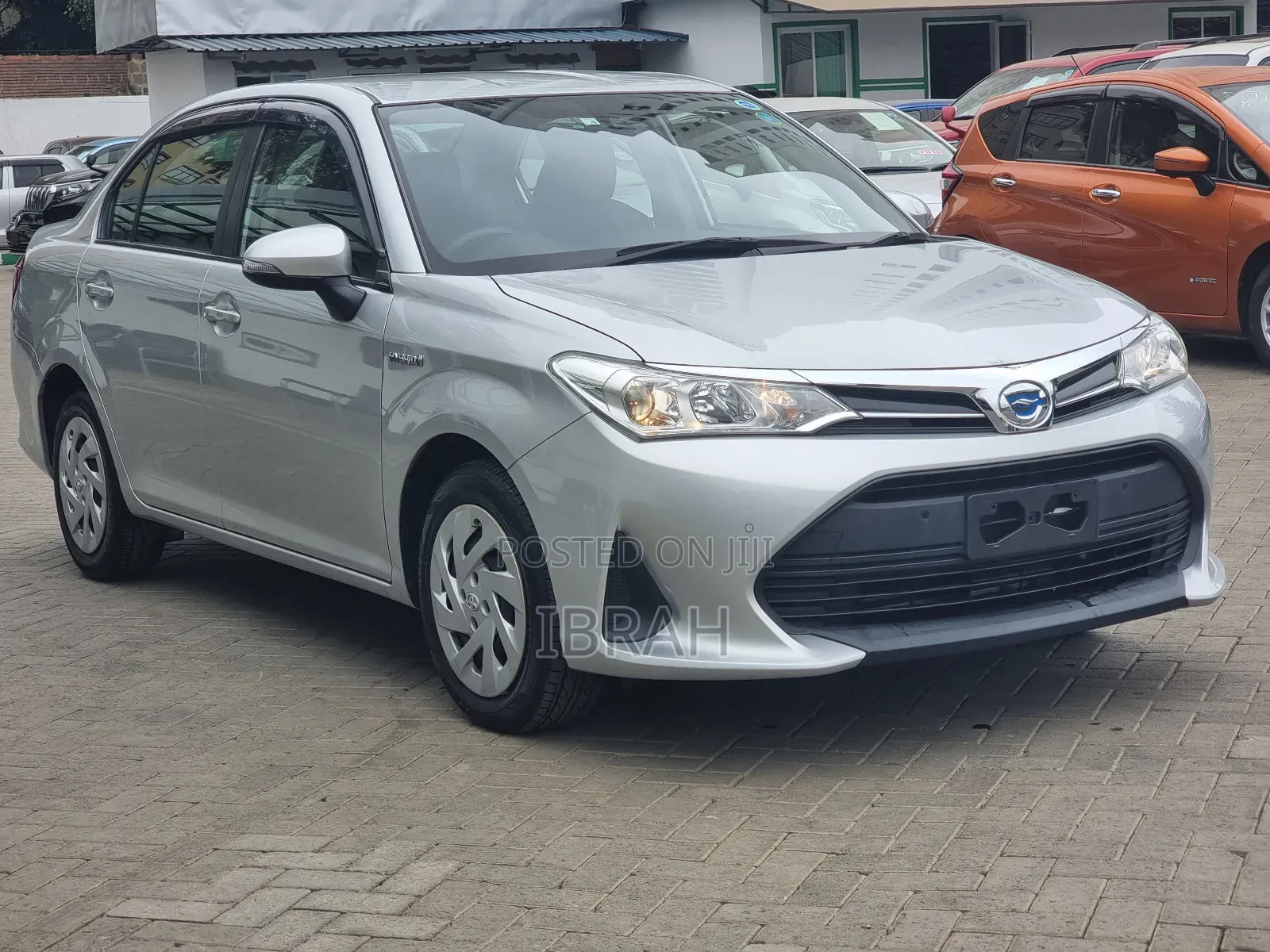 Toyota Axio 2018 Silver