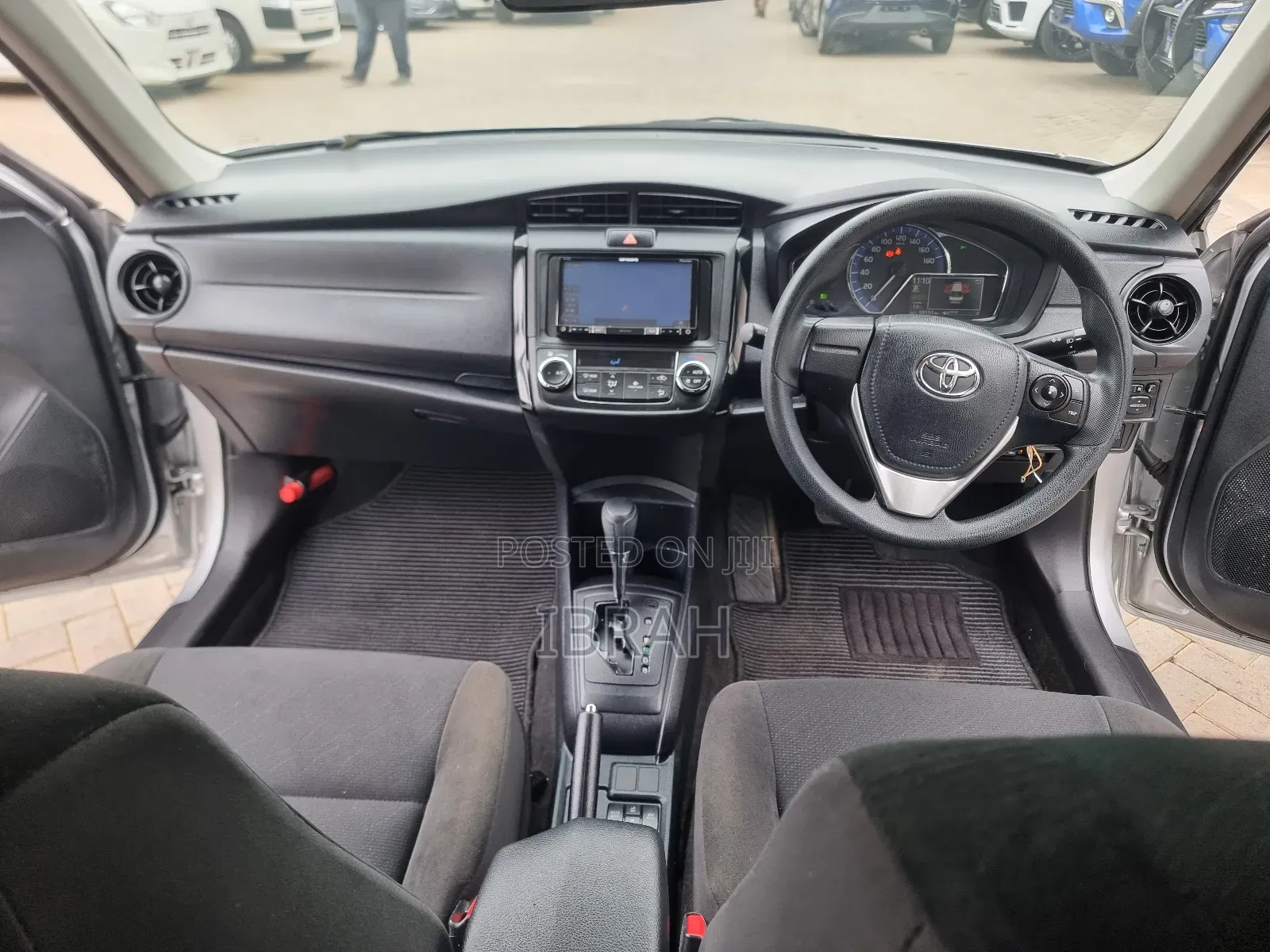 Toyota Axio 2018 Silver