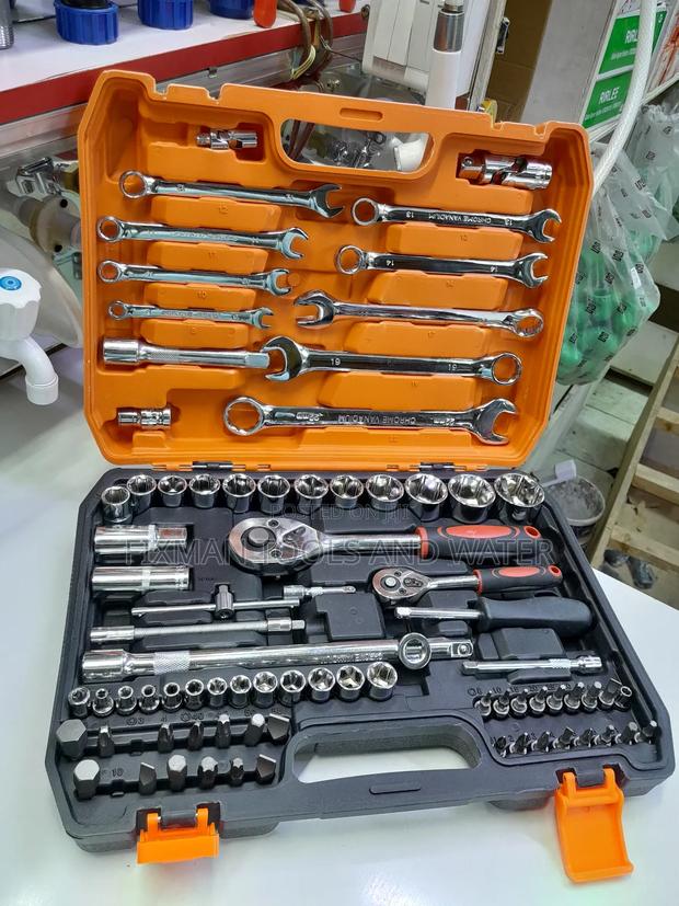 Non Sliding 82 Pcs Mechanical Spanners Socket Set - main view