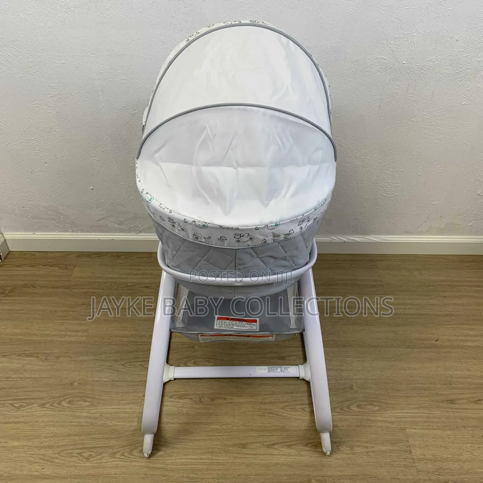 Deluxe 2-in-1 Moses Bassinet- Comfort, Portability Style