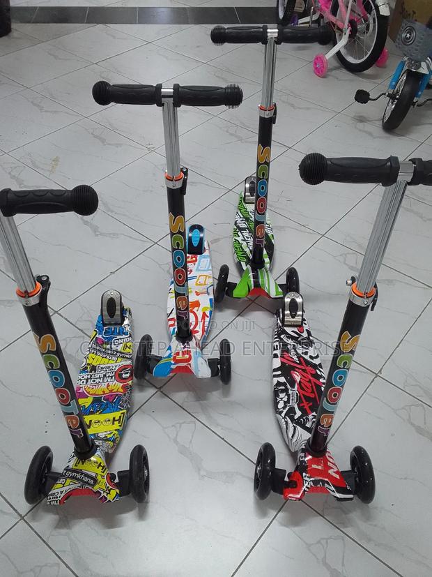 Upto 12yr Adjustable Handle Scooter