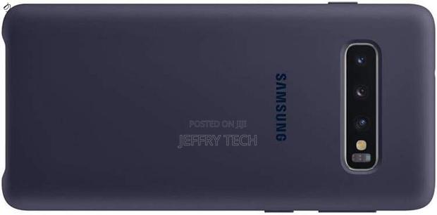 Arctic Samsung Silicone Cover, Official Galaxy 10 Case - main view