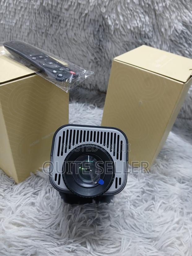 Television Ultra High Definition Android 13 Projector - thumbnail 2