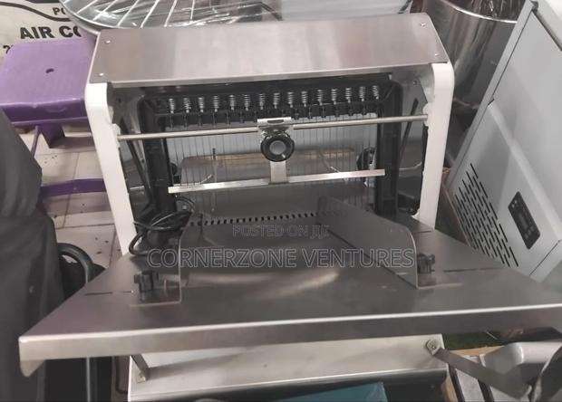 Commercial Bread Slicer / Bread Slicer - main view
