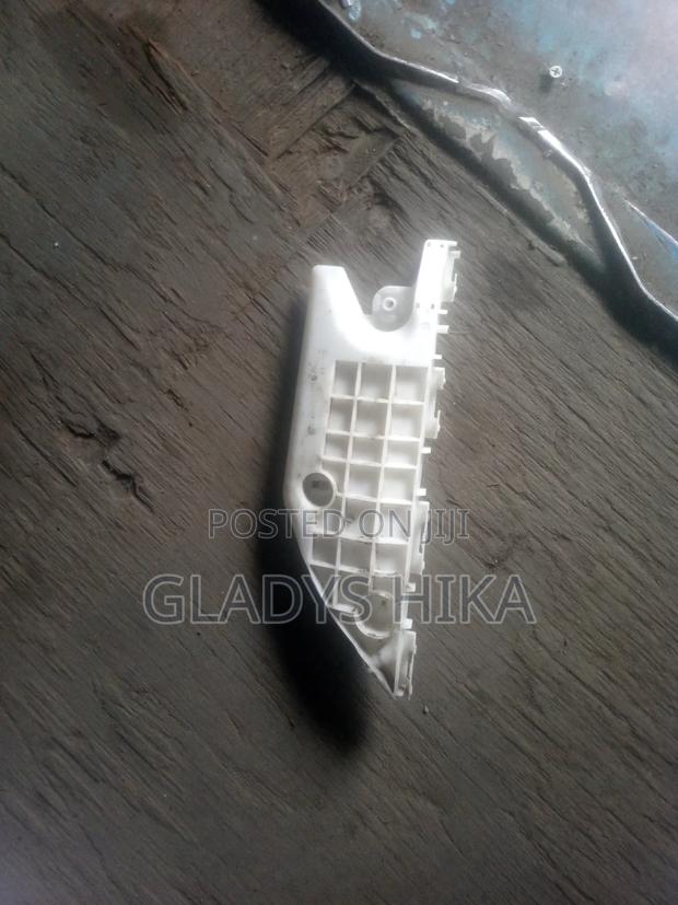 Ractis Bumper Slides