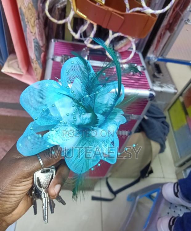 Skyblue Mini Fascinators - thumbnail 2