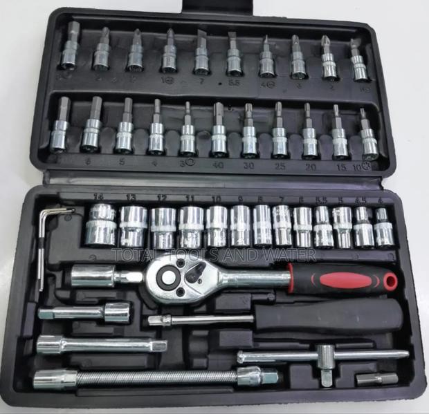 Best Socket Set and Screw Driver Set 46 PCS