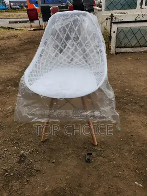 Aemes Chairs