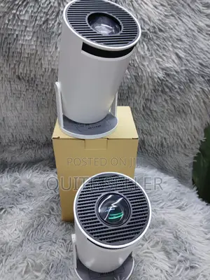 An LCD Projector Hy300 Android 13 Wireless Wifi