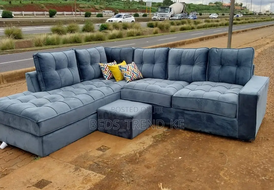 Bold Majestic 6 Seater Chester L Sofa + a Puff