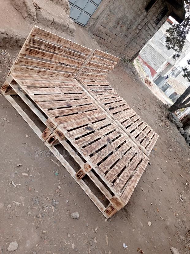 Pallet Bed Pallet Bed 5*6 Blazed - main view