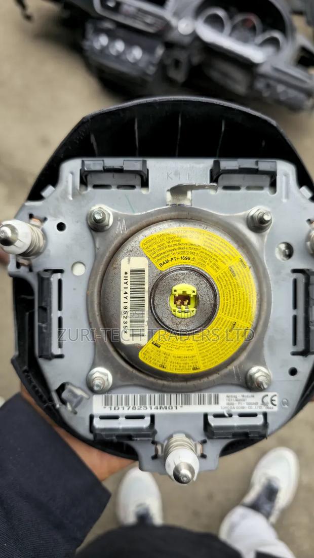 Mazda Atenza  2018 Steering Airbag - thumbnail 2