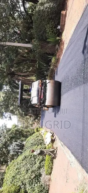 Paving, Tarmacking, Road Works