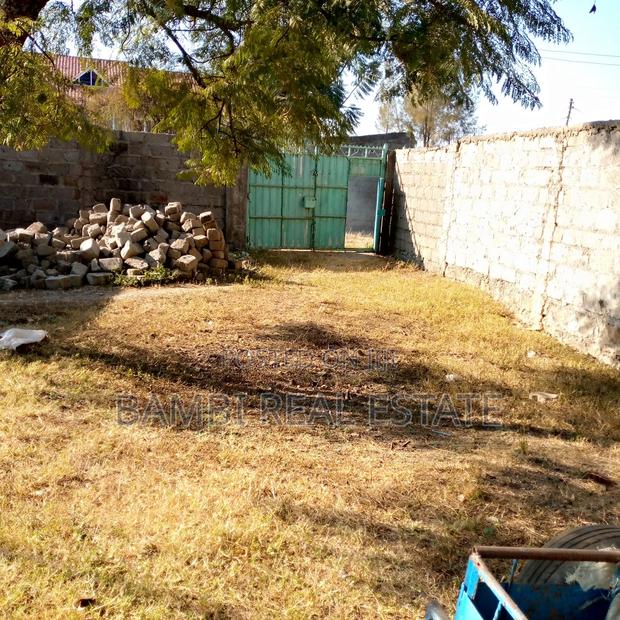 Land for Sale at Kamakis 7m