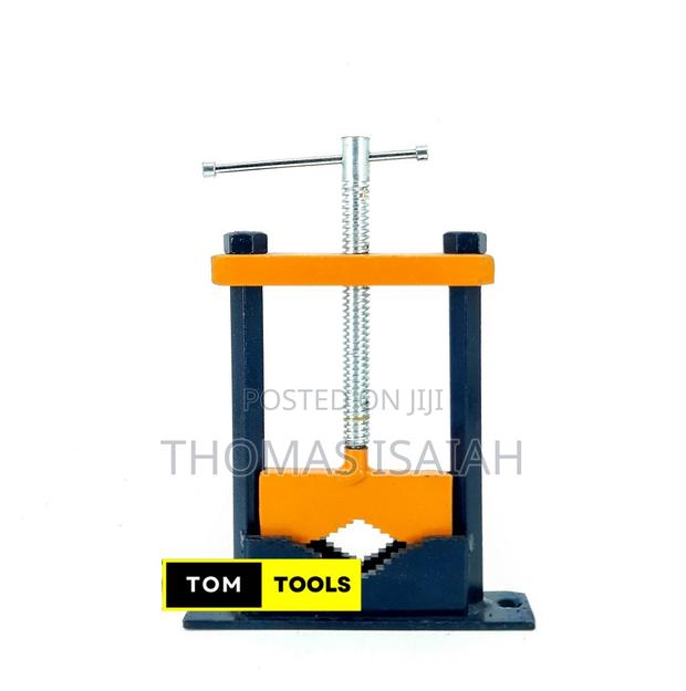 Metro 1⁄2 Inch to 4 Inch Square Pillar Type Pipe Vice - thumbnail 2