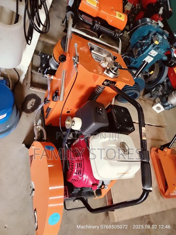 Commercial Honda Concrete Cutter Machine Petrol With Blade - thumbnail 2