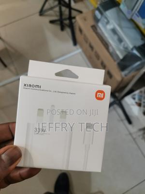 Xiaomi 33w Fast Charger Combo With Usb to Type-C Cable - thumbnail 2