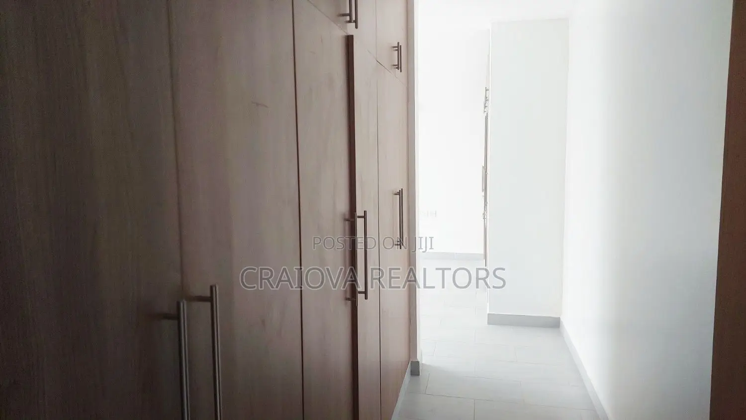 2bdrm Apartment in Valley Arcade for sale