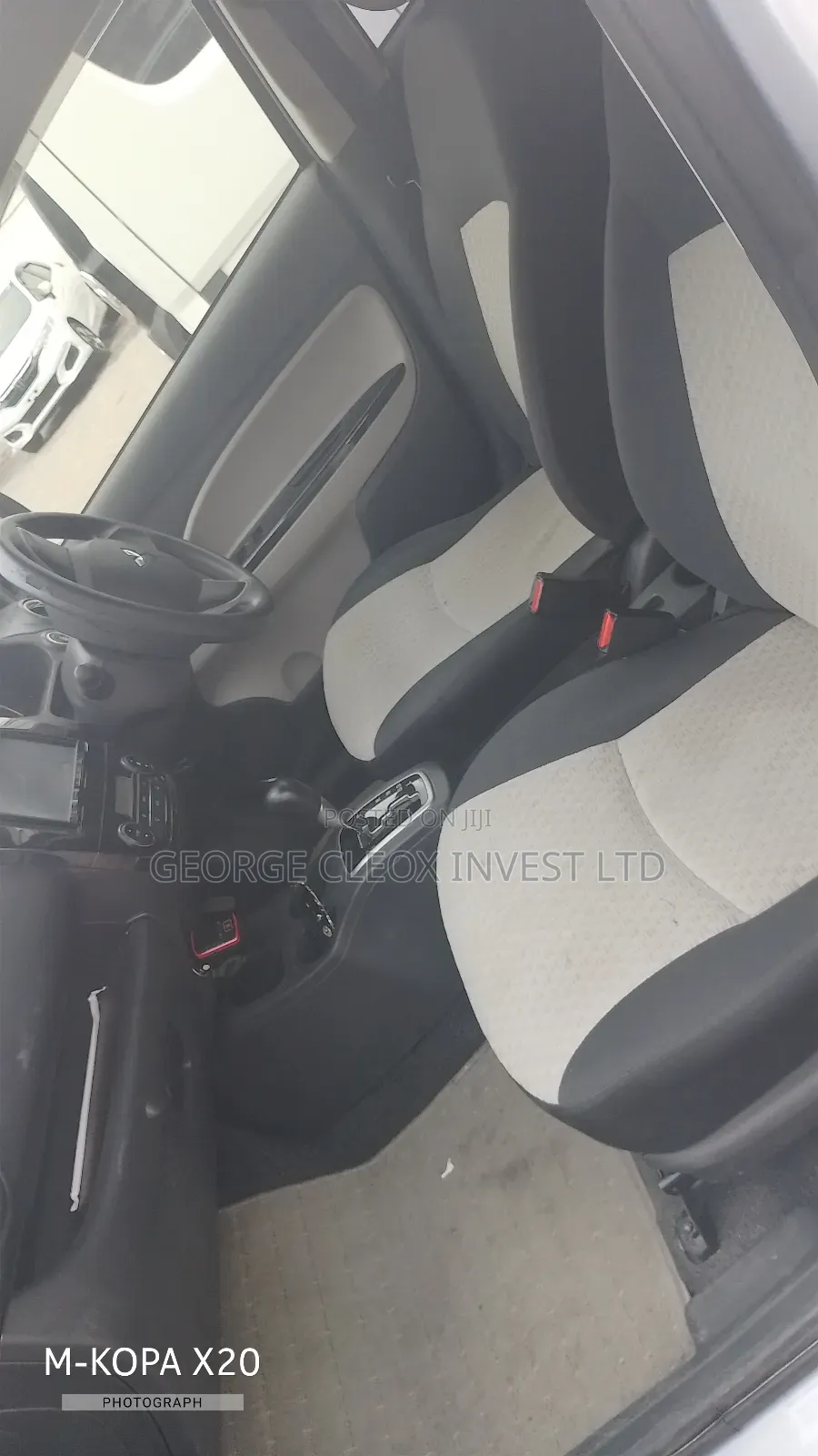Mitsubishi Mirage 2019 Silver