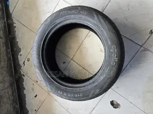 215/60r17 Apollo Made in India Tyre